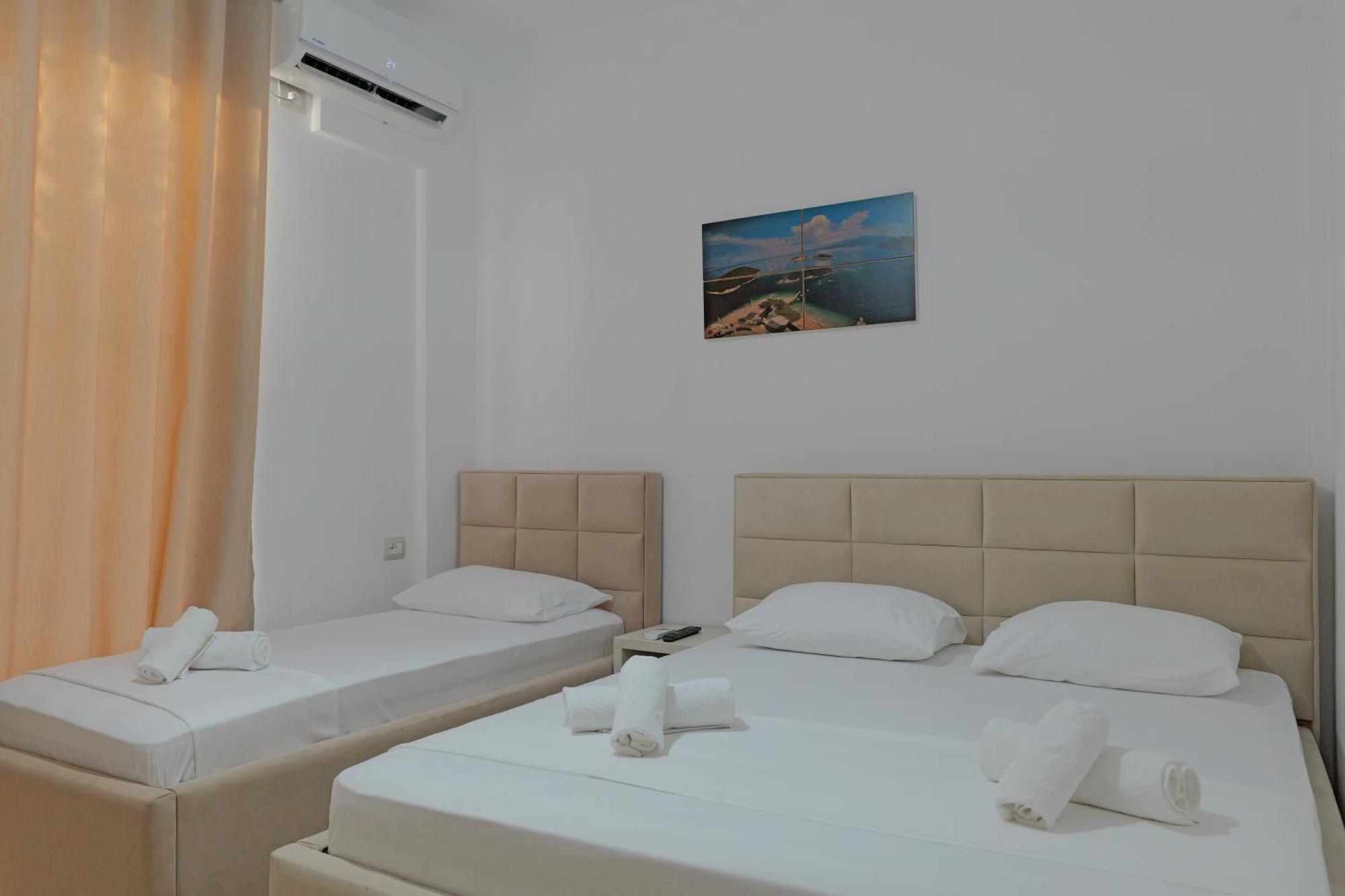 Hotel Veliaj Ksamil Exteriör bild
