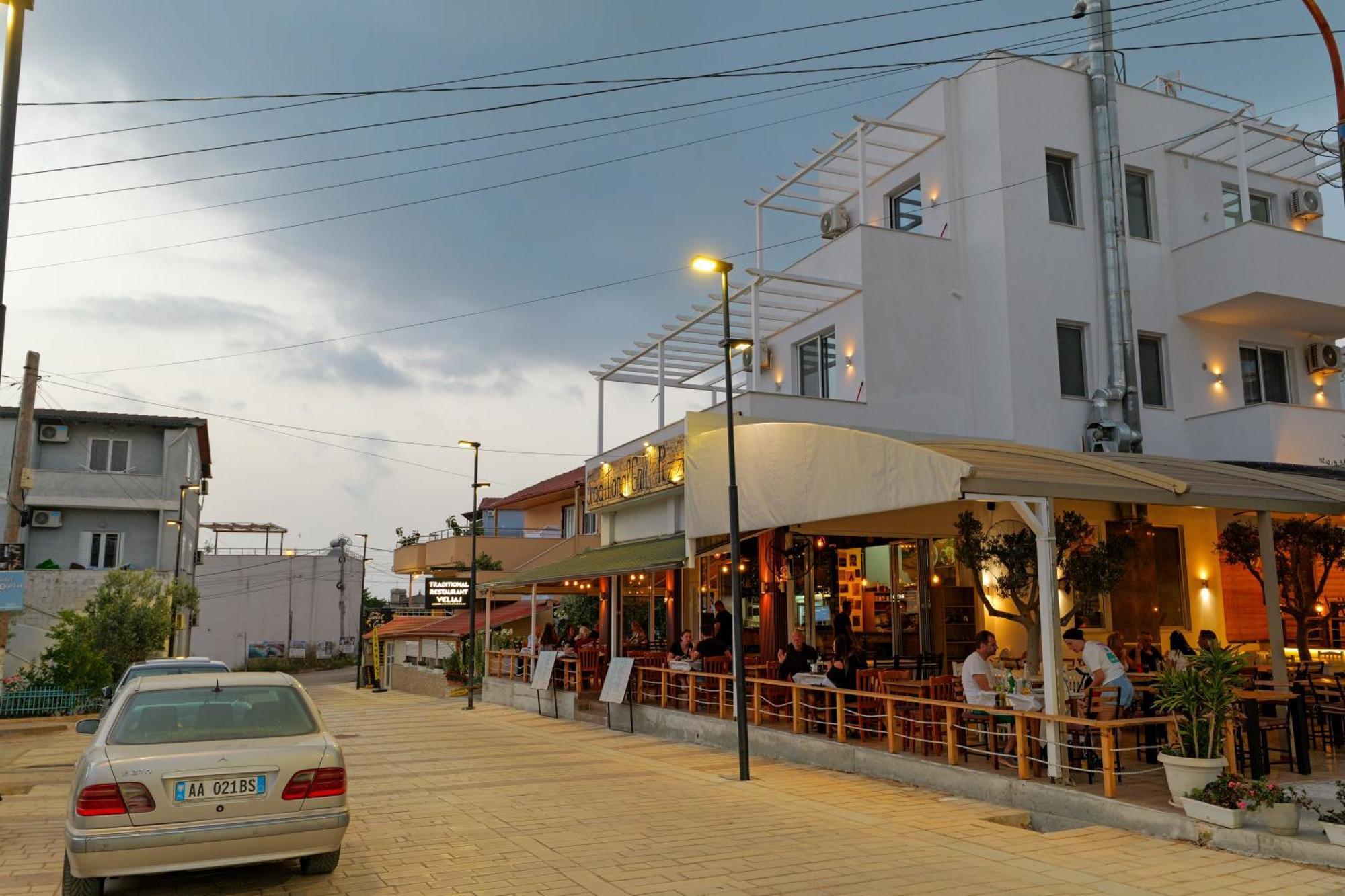 Hotel Veliaj Ksamil Exteriör bild