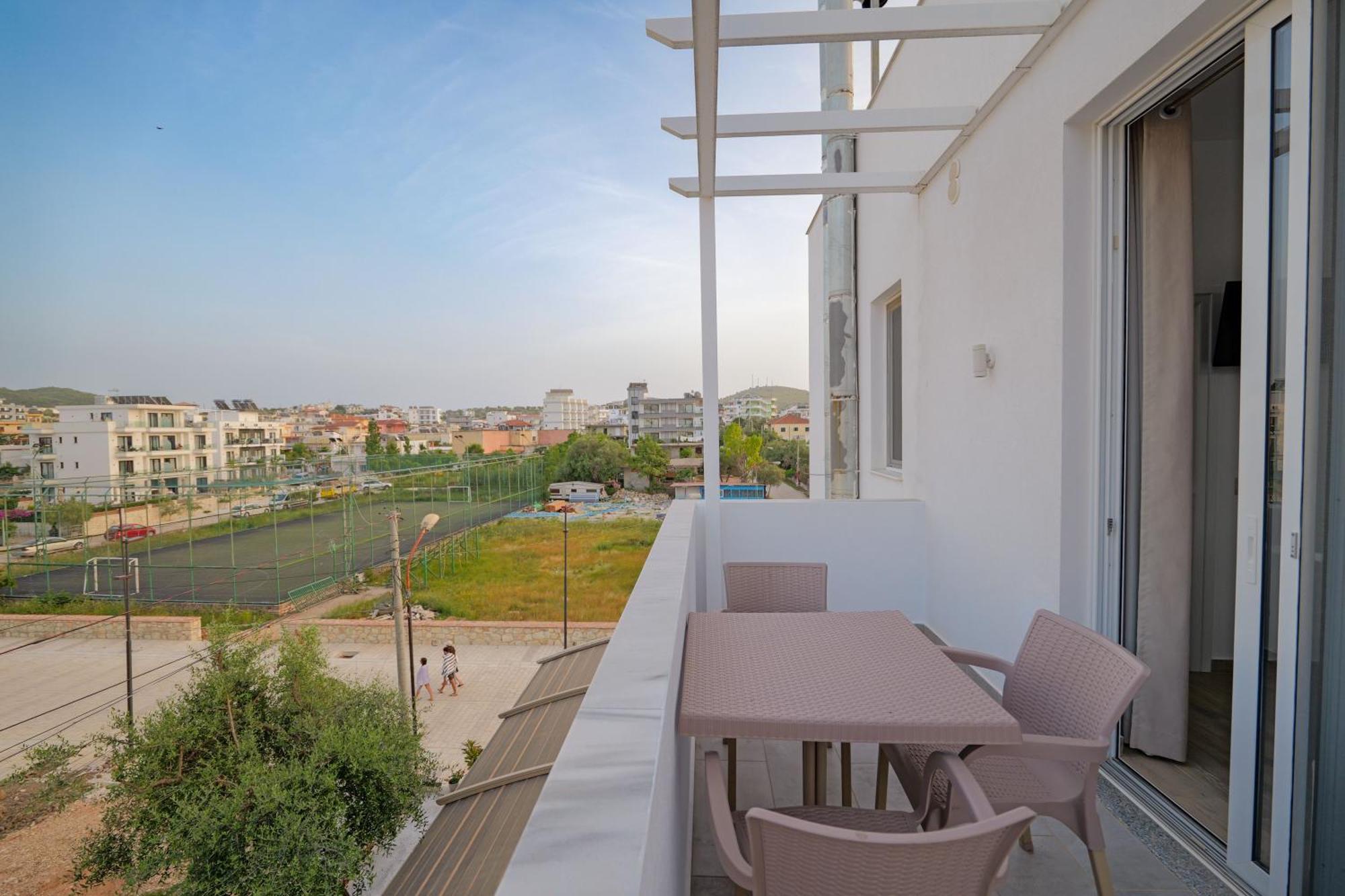 Hotel Veliaj Ksamil Exteriör bild