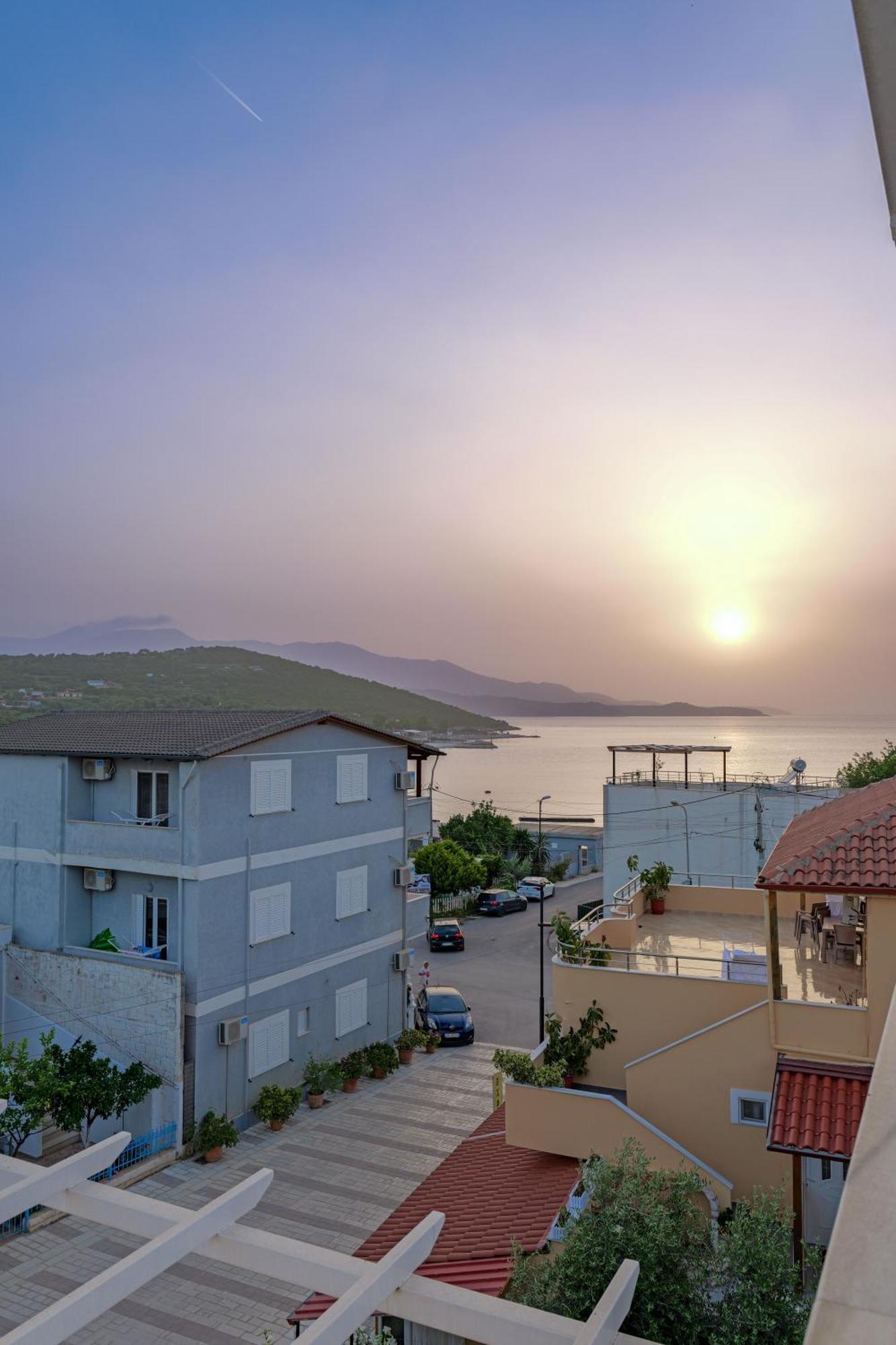 Hotel Veliaj Ksamil Exteriör bild
