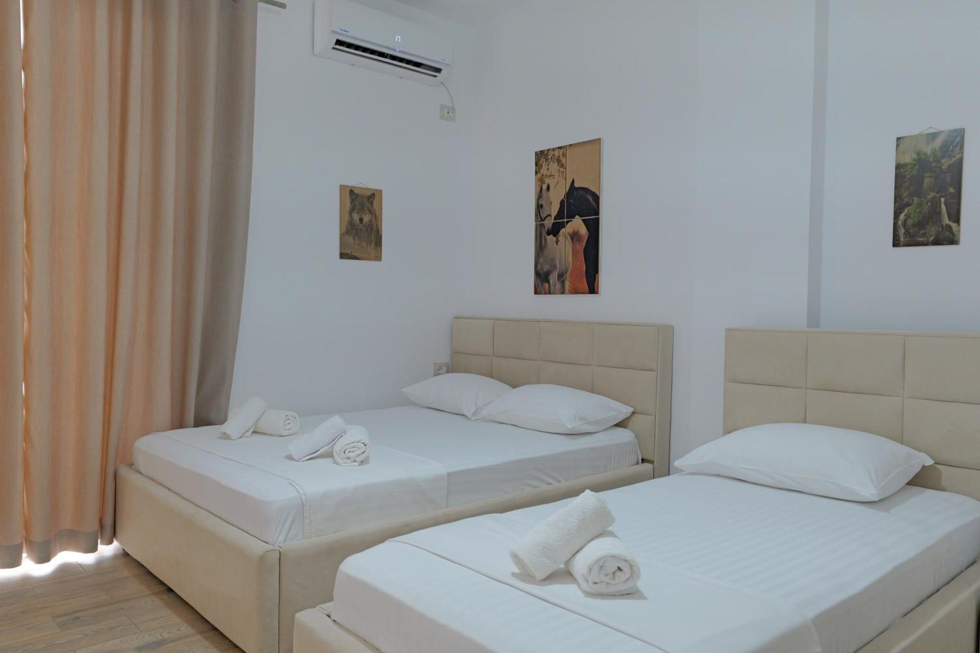 Hotel Veliaj Ksamil Exteriör bild