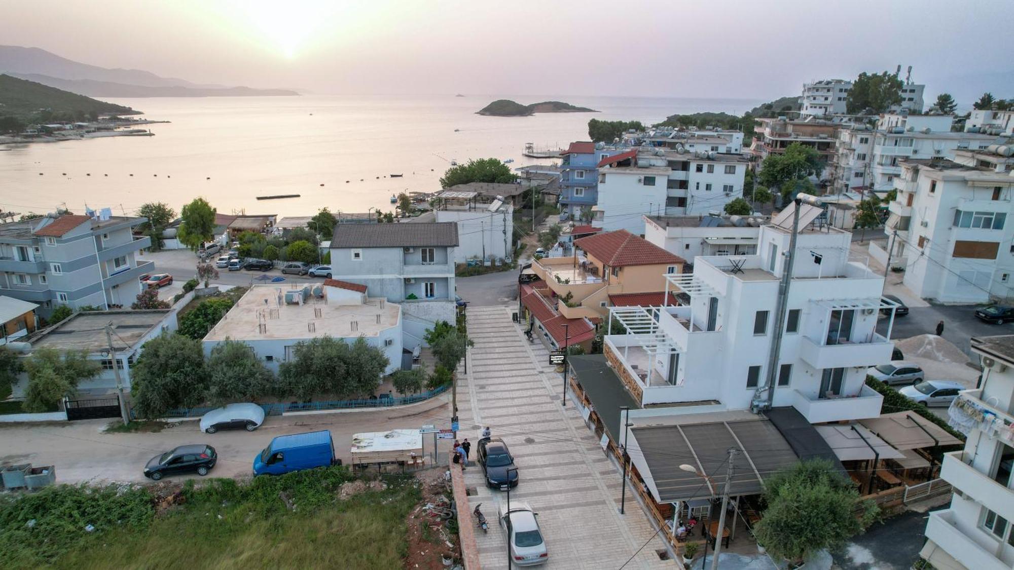 Hotel Veliaj Ksamil Exteriör bild