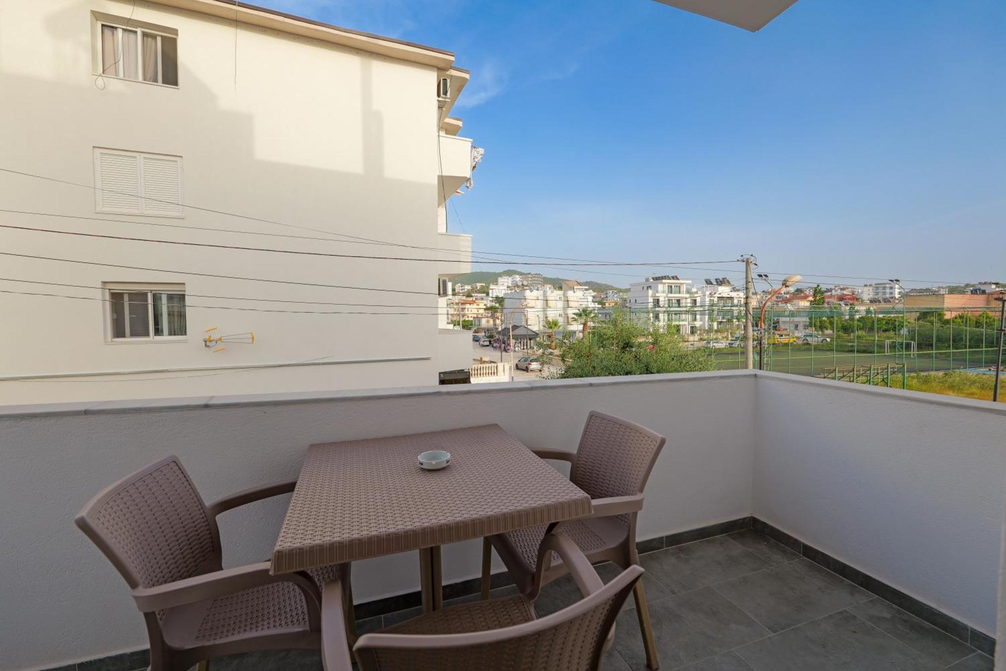 Hotel Veliaj Ksamil Exteriör bild